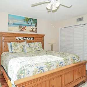  Apartment King Bed - Walk To St. Armand's Circle And Lido Beach In Minutes!